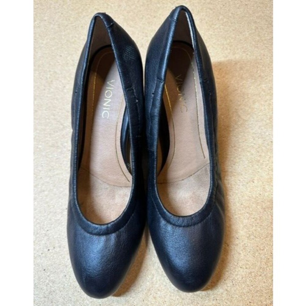 Vionic Arch Support Leather Camden Women's Sz 6 Black Comfort Wedge Heel Pump